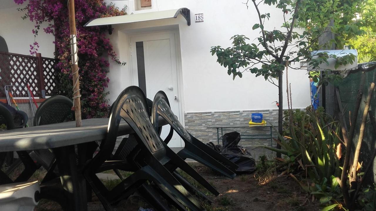 Rainbow House With Garden Villa Viareggio Dış mekan fotoğraf